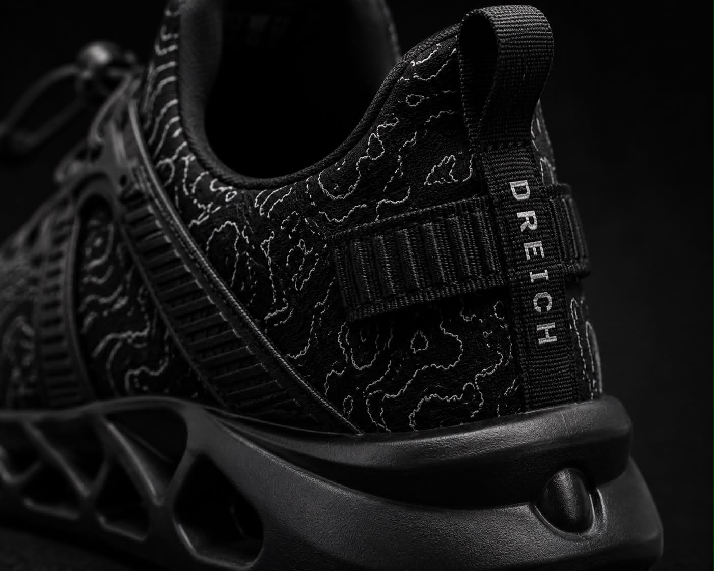 Dreich Contour sneaker heel detail